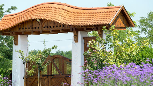 eminence organics farm in hungary